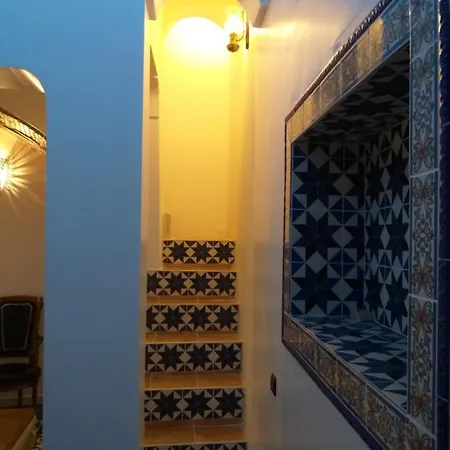 Holiday home Zenit Charm Relax Cubist House *