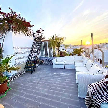 Zenit Charm Relax Cubist House *